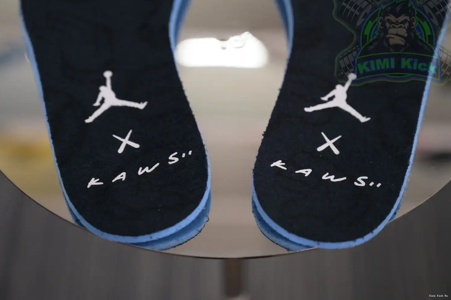 kaws Jordan Jordan black 4 Kimikick Air 0820